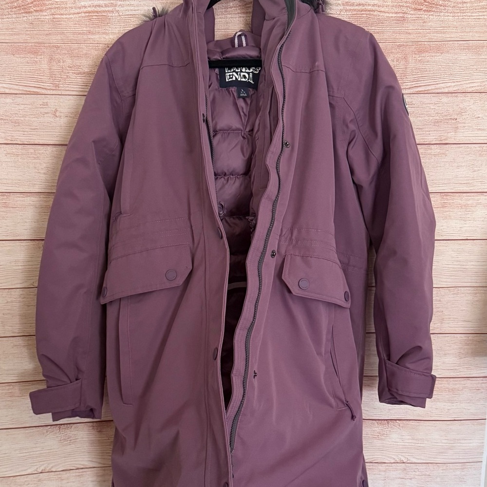 Like New: Women's Expedition Waterproof Winter Down Parka